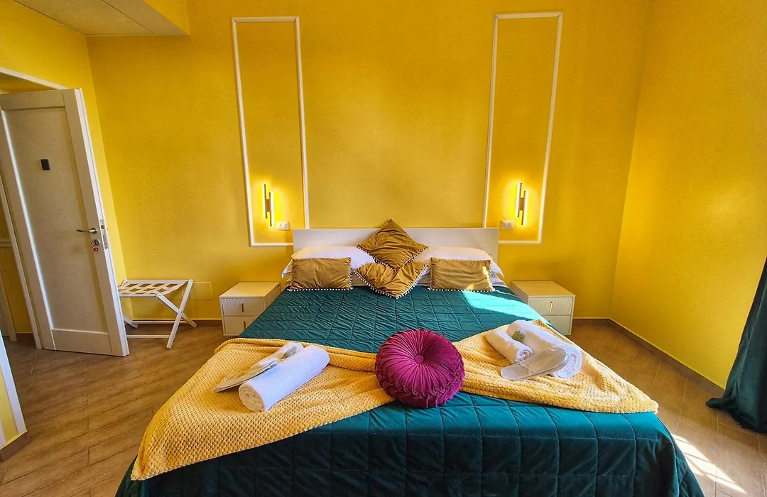 Residenze Serventi Longhi-1